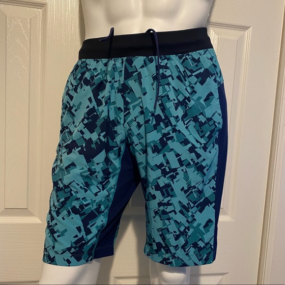 Lululemon Shorts Mens Camo Stretchy Gym Casual Drawstring - Picture 2 of 6